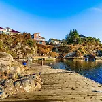 别墅 Waterfront W/boat&kayaks. 15min From Bergen *