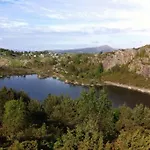 Waterfront W/boat&kayaks. 15min From Bergen * Foldnes