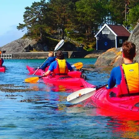 Villa Waterfront W/boat&kayaks. 15min From Bergen