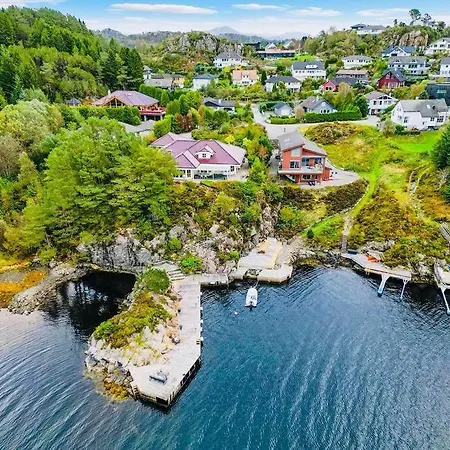 Waterfront W/boat&kayaks. 15min From Bergen Вилла