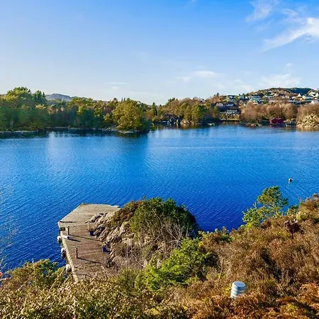 Waterfront W/boat&kayaks. 15min From Bergen * Foldnes