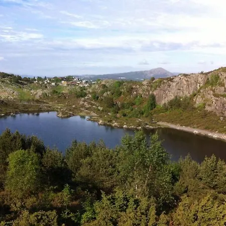 Waterfront W/boat&kayaks. 15min From Bergen * Foldnes