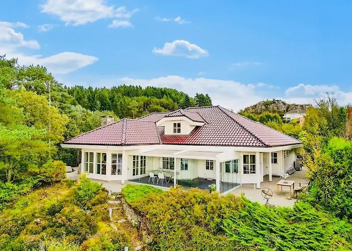 Waterfront W/boat&kayaks. 15min From Bergen Villa Foldnes