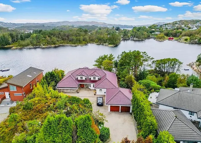 Waterfront W/boat&kayaks. 15min From Bergen *