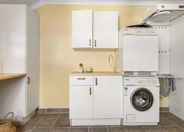 Waterfront W/boat&kayaks. 15min From Bergen * Foldnes