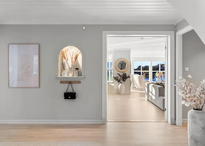 Waterfront W/boat&kayaks. 15min From Bergen Villa