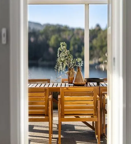 Villa Waterfront W/boat&kayaks. 15min From Bergen Foldnes
