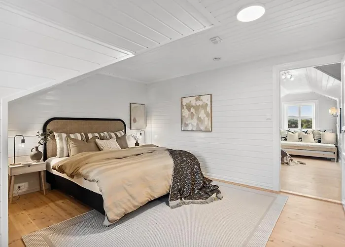 Waterfront W/boat&kayaks. 15min From Bergen Villa Foldnes