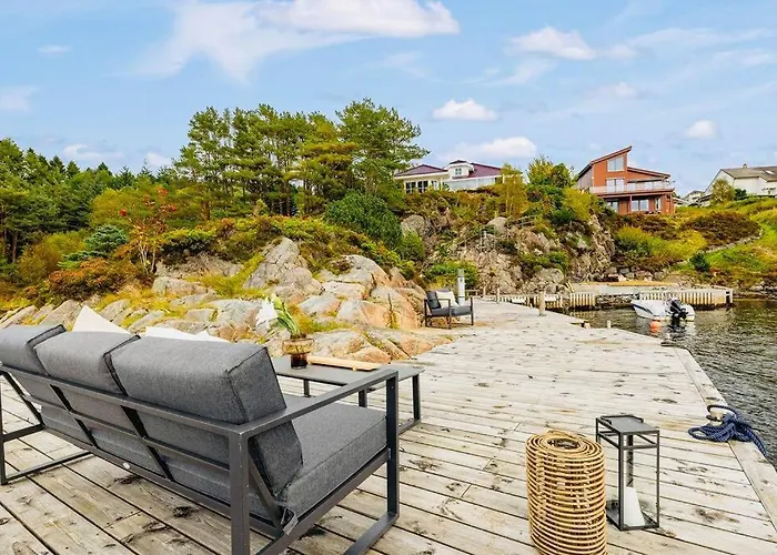 Waterfront W/boat&kayaks. 15min From Bergen Foldnes
