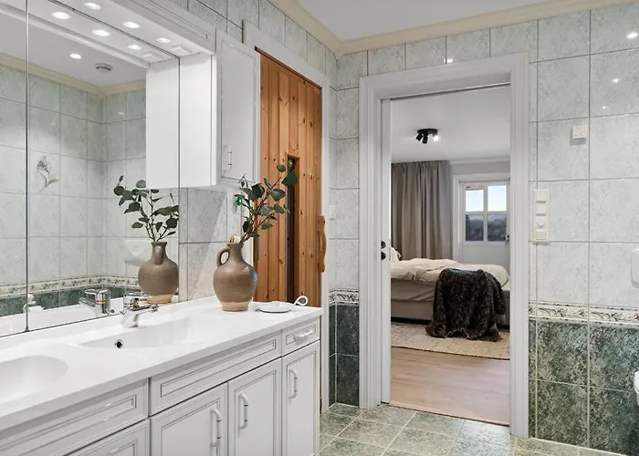 Waterfront W/boat&kayaks. 15min From Bergen Villa *