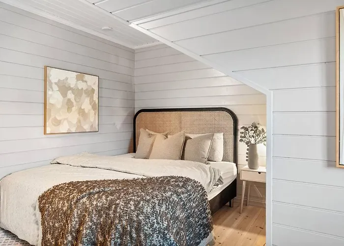 Waterfront W/boat&kayaks. 15min From Bergen Villa