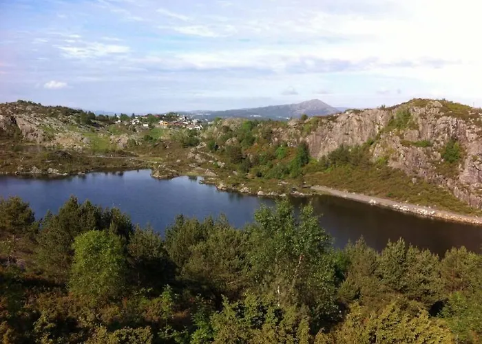 Waterfront W/boat&kayaks. 15min From Bergen * Foldnes