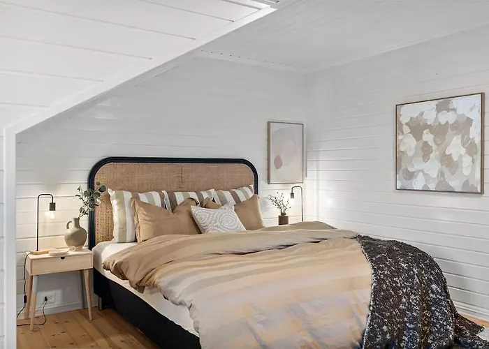 Waterfront W/boat&kayaks. 15min From Bergen Foldnes