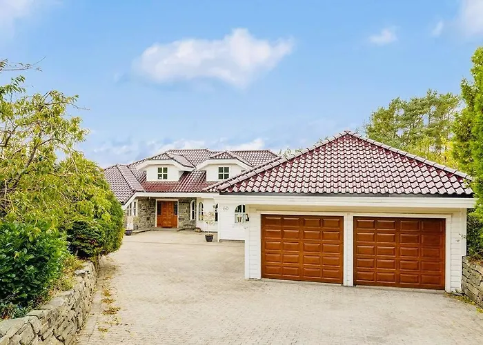 Waterfront W/boat&kayaks. 15min From Bergen Foldnes